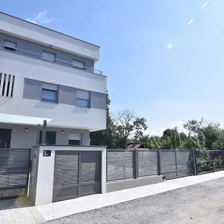 Villa Mami Zagreb Luaran gambar